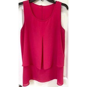 top sleeveless women's size Medium dressy nice shape Spring Summer